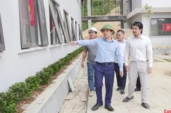 Chủ tịch UBND tỉnh Lê Hải Hòa kiểm tra công tác chuẩn bị khai giảng năm học mới tại các trường phổ thông nội trú liên cấp
