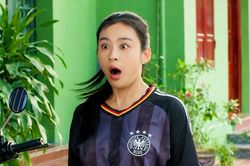 'Đội bóng nữ làng Xuân' tập 2: Minh bất ngờ phát hiện 'cao thủ' giấu nghề