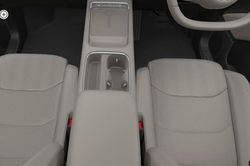 SUV 7 chỗ giá 533 triệu đồng trang bị hệ động lực hybrid cắm sạc, công suất 204 mã lực