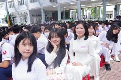 Teen THPT Gia Định cùng học sinh cả nước tưng bừng khai giảng, đón năm học mới