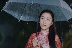Hồ Phương Liên dầm mưa 12 tiếng, chinh phục ca khúc khó