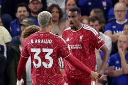 Ngôi sao 140 triệu euro bùng nổ, Liverpool giành 3 điểm đầu tiên