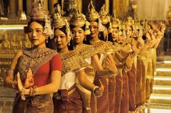 Phương Mỹ Chi bị vượt