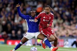 Highlights Ipswich Town 0-2 Liverpool
