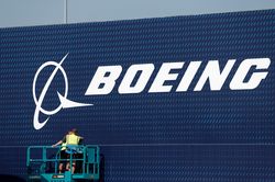 Thương vụ lỗ chồng lỗ của Boeing