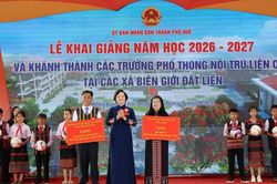 Phó Thủ tướng Phạm Thị Thanh Trà dự lễ khai giảng, khánh thành Trường Phổ thông nội trú A Lưới 3 (TP. Huế)