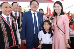 Phó Thủ tướng Hồ Quốc Dũng dự khánh thành trường nội trú liên cấp tại xã Ia Púch, Gia Lai
