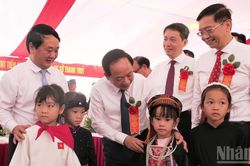 Đồng chí Trịnh Văn Quyết dự Lễ khai giảng năm học mới tại Tuyên Quang
