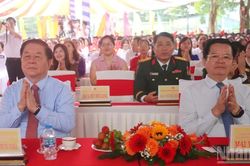 Tây Ninh khai giảng năm học mới