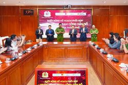 Thành phố Hồ Chí Minh phấn đấu triển khai 168 Trạm công dân số