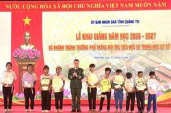 Bộ đội Biên phòng Quảng Trị huy động 3 tỷ đồng tiếp sức học sinh vùng biên giới đến trường