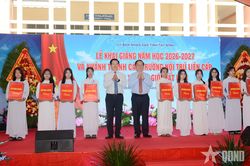 Đại tướng Nguyễn Trọng Nghĩa dự Lễ khai giảng năm học mới tại Tây Ninh