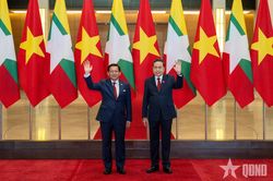 Chủ tịch Quốc hội Trần Thanh Mẫn hội kiến Tổng thống Myanmar Min Aung Hlaing