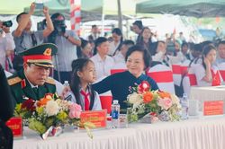 Phó Thủ tướng Phạm Thị Thanh Trà dự lễ khánh thành trường nội trú ở Huế