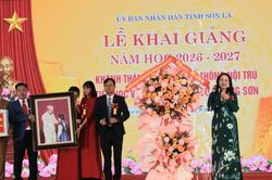 Phó Chủ tịch nước Võ Thị Ánh Xuân dự khai giảng tại khu vực biên giới Sơn La