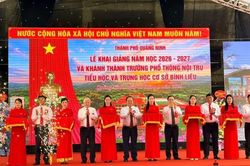 Phó Chủ tịch Thường trực Quốc hội dự Lễ khai giảng tại miền núi Quảng Ninh