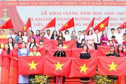 Đắk Lắk xem xét hỗ trợ xe đưa đón học sinh vùng biên giới