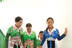 Đường đến trường của trẻ vùng biên bớt nhọc nhằn nhờ có trường nội trú