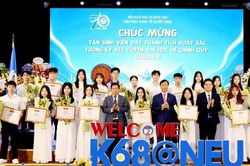 Gần 9.000 tân sinh viên ĐH Kinh tế quốc dân tham dự Lễ khai giảng