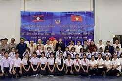 Tổng Lãnh sự Việt Nam tại Savannakhet (Lào) dự Lễ Khai giảng năm học 2026 - 2027 Trường Phổ thông Hữu nghị Lào - Việt Nam