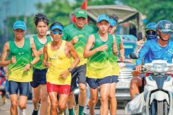 102 ngày hướng tới kỷ lục thế giới