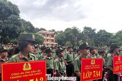 Niềm hạnh phúc của học sinh dân tộc thiểu số ở ngôi trường công an mới