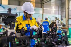 Bài 3: Từ hiệu quả năng lượng đến sức cạnh tranh doanh nghiệp