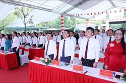 Thường trực Ban Bí thư dự Lễ khai giảng năm học mới tại Trường Phổ thông Dân tộc nội trú tỉnh Bắc Ninh