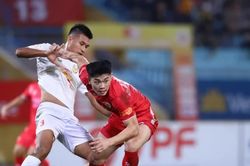Công an Hà Nội - Hà Tĩnh: Nhà đương kim vô địch thị uy sức mạnh