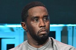 Sean “Diddy” Combs tiếp tục được rút ngắn thời gian thụ án
