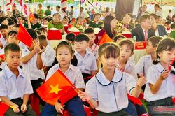 Gia Lai: Hơn 734.000 học sinh đi khai giảng, rộn ràng bước vào năm học mới