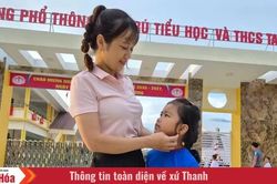 Cô ơi, trường mình đẹp quá!