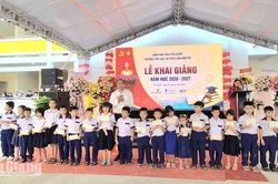 1.557 học sinh khai giảng dưới mái trường mang tên người anh hùng Phú Quốc