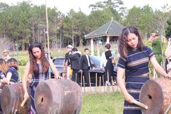 Tiếng trống gọi cộng đồng Tây Nguyên