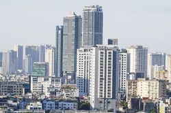 Doanh nghiệp bất động sản lãi lớn, nhưng áp lực tài chính hiện hữu