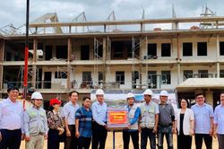 Từ chính sách đến những lớp học giữa đại ngàn