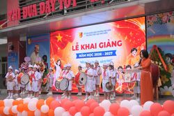 Rộn ràng ngày khai trường: Hơn 26 triệu học sinh cả nước bước vào năm học mới