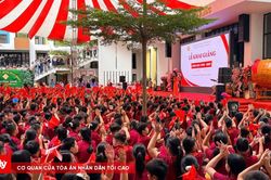 Hàng triệu học sinh cả nước rộn ràng đón lễ khai giảng năm học mới