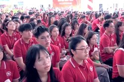 Đại học Ngoại thương khai giảng năm học mới với mô hình các trường chuyên sâu