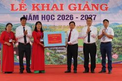 Phó Chủ tịch HĐND tỉnh Lã Hoài Nam dự khai giảng tại Trường Phổ thông nội trú Tiểu học và THCS Tổng Cọt