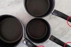 Lỗ tròn trên cán nồi, chảo để làm gì? 90% người dùng tưởng lỗ trên cán nồi, chảo chỉ để treo, hóa ra chúng vẫn còn công dụng khác