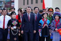 Chuyển từ 'dạy những gì mình có' sang 'dạy những gì người học và đất nước cần'