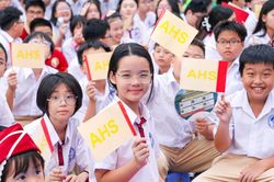 Bài hát khiến hàng triệu phụ huynh vui nhất lúc này: Nghe vài câu là biết ngày 'giải phóng' đã đến