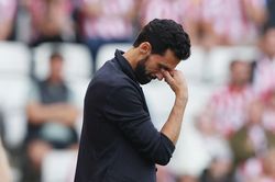 Khởi đầu ác mộng của Arbeloa tại Premier League
