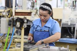 Trăm nghìn doanh nghiệp ngừng hoạt động, thủ tục giải thể thế nào?