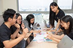 Thói quen nhỏ giúp dân văn phòng giảm đau mỏi