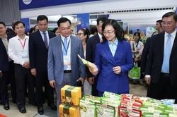 Thành phố Hồ Chí Minh: Nâng tầm để doanh nghiệp tiến sâu trong chuỗi cung ứng toàn cầu