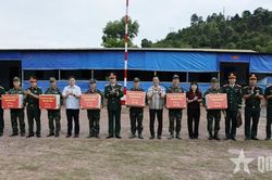 Bộ chỉ huy Quân sự tỉnh Điện Biên thăm, kiểm tra, động viên lực lượng rà phá bom, mìn
