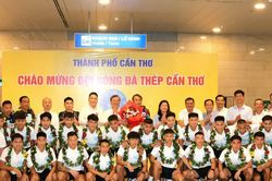 Sau 3 năm vắng bóng, bóng đá chuyên nghiệp trở lại Cần Thơ