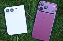 Đây có phải iPhone 18 Pro và iPhone Ultra, thiết kế màn hình gập gây 'choáng'?